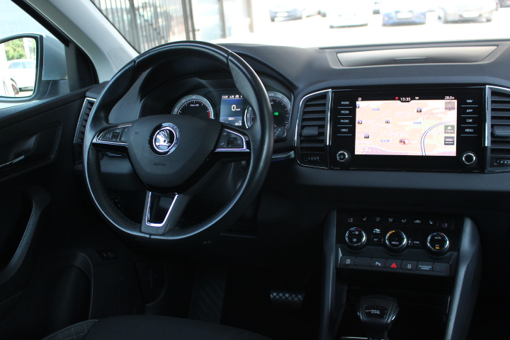 SKODA-KAROQ-1.0 TSI DSG AMBITION