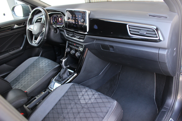 VOLKSWAGEN-T-ROC-1.5 TSI R-LINE DSG