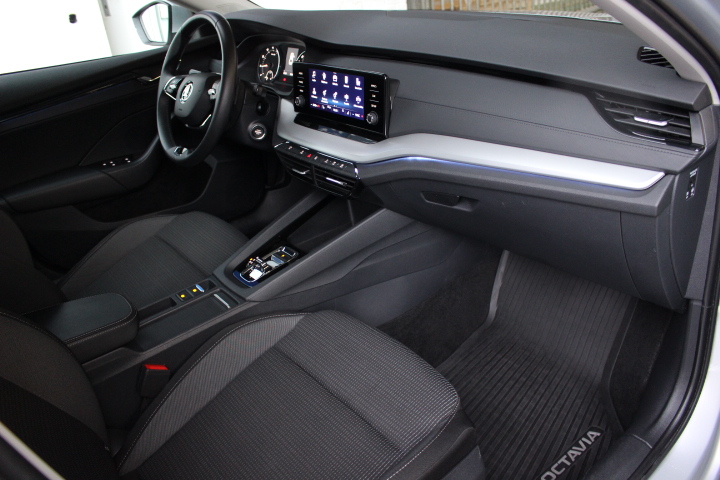 SKODA-OCTAVIA-1.0 TSI DSG