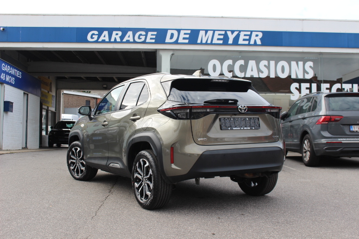 TOYOTA-YARIS CROSS-1.5 HYBRIDE