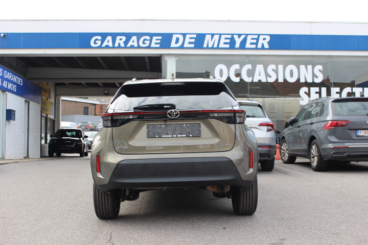 TOYOTA-YARIS CROSS-1.5 HYBRIDE