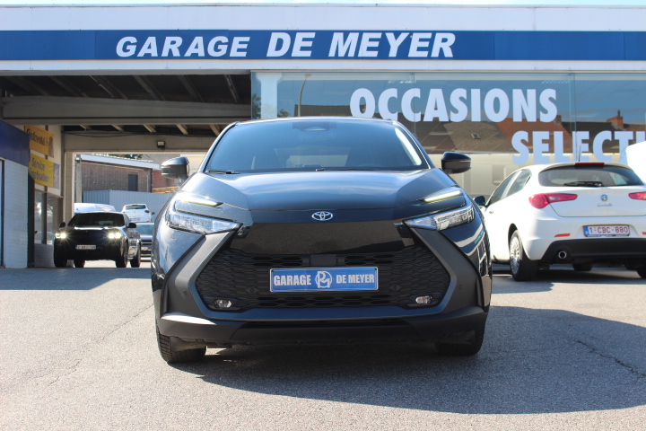 TOYOTA-C-HR-1.8 HYBRIDE DYNAMIC PLUS