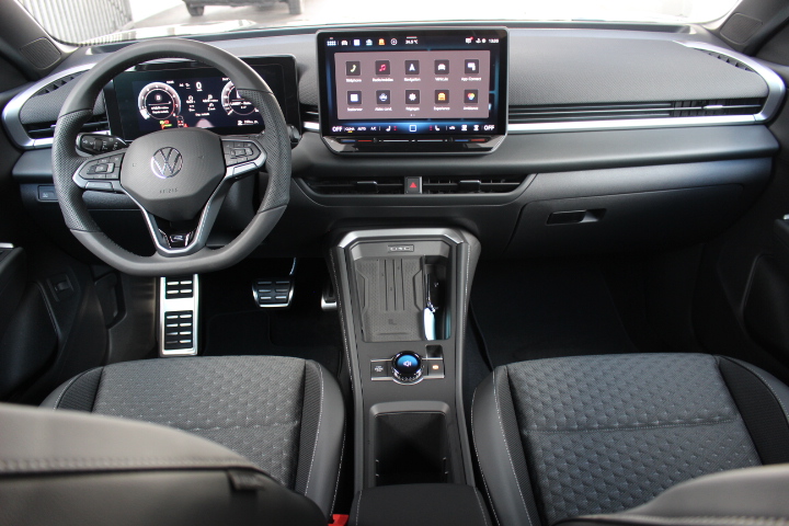 VOLKSWAGEN-T-ROC-1.5 TSI R-LINE DSG