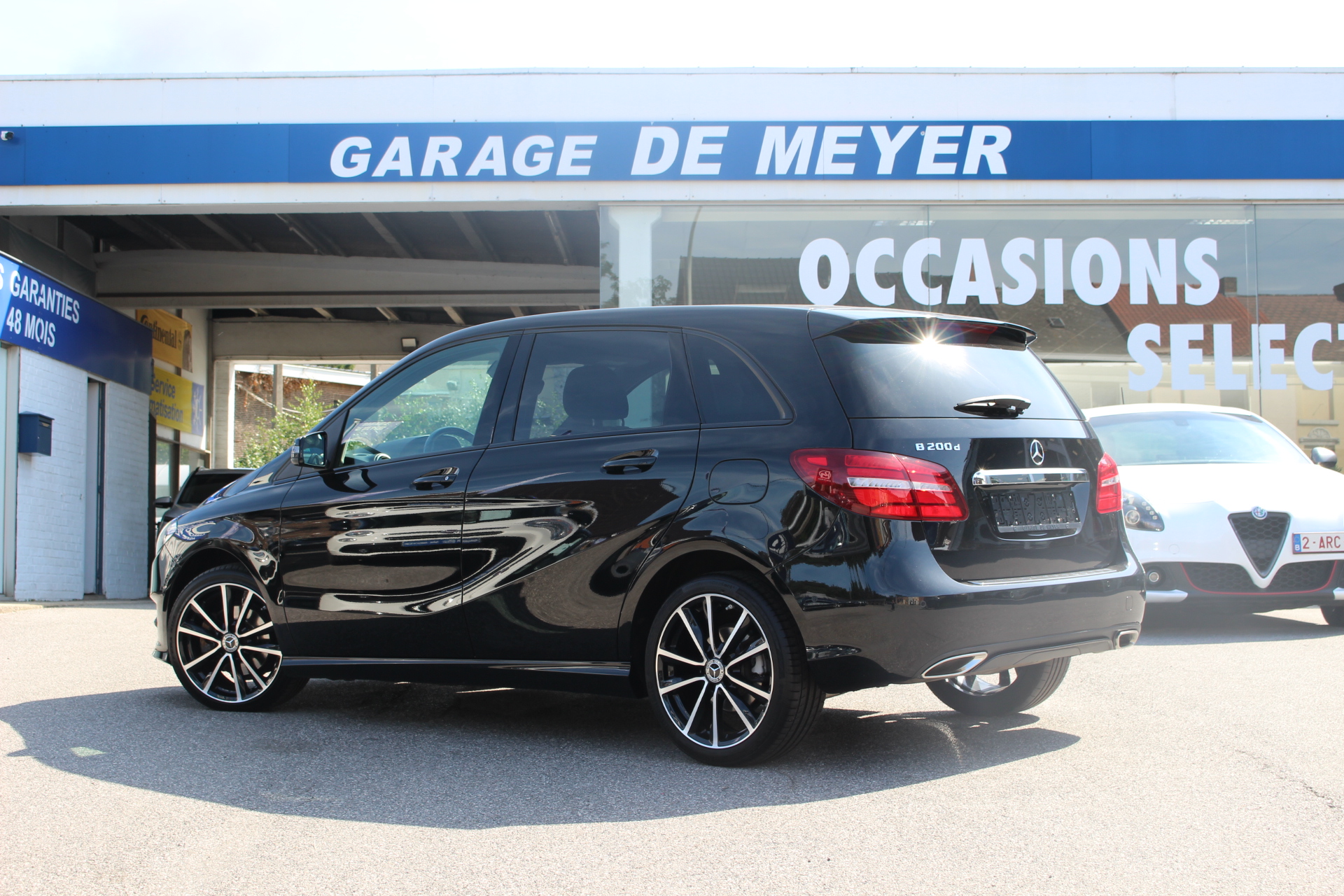 MERCEDES-BENZ-B 200 D-CDI