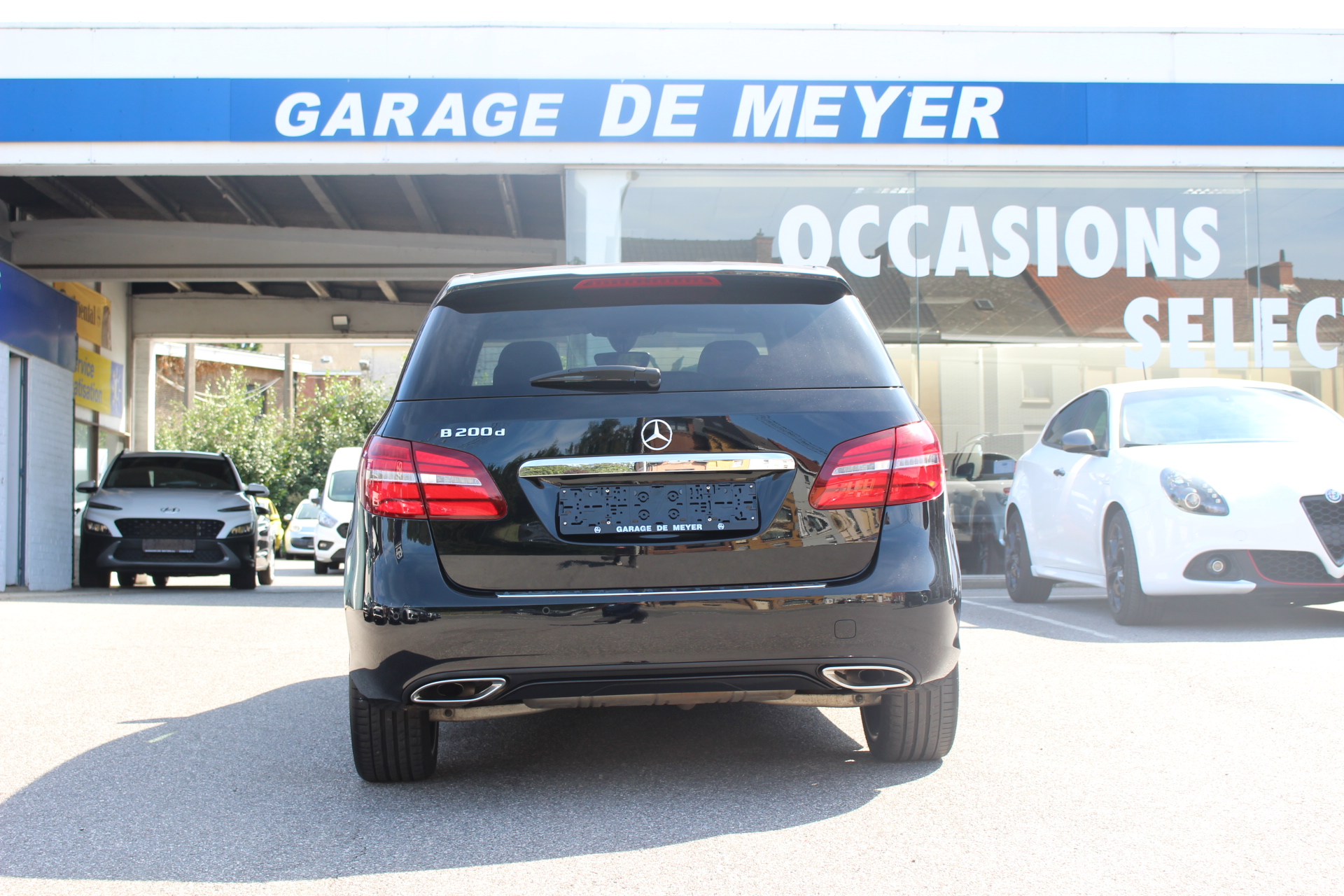 MERCEDES-BENZ-B 200 D-CDI