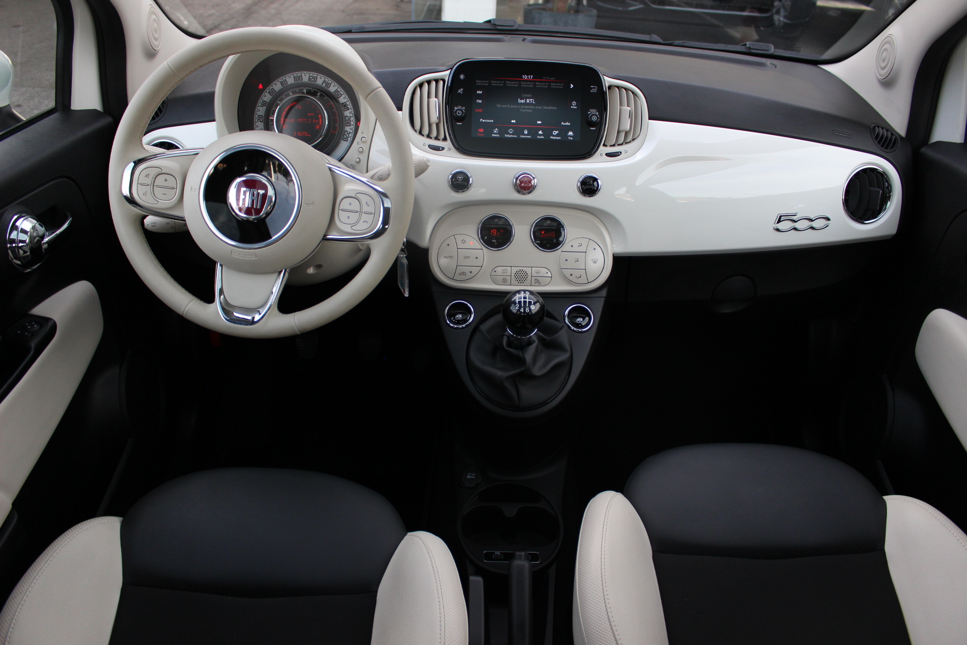 FIAT-500-1.0 HYBRIDE DOLCEVITA