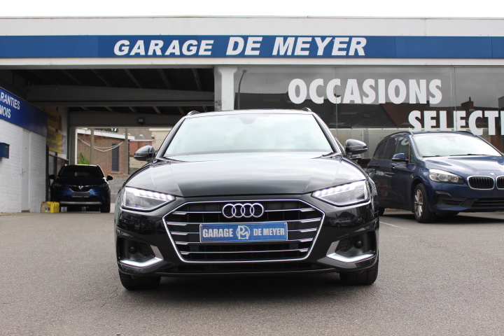 AUDI-A4-30 TDI S-TRONIC