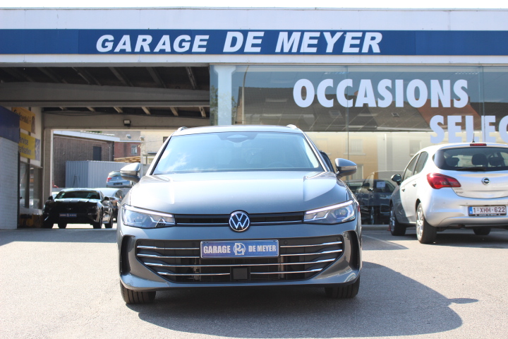 VOLKSWAGEN-PASSAT VARIANT-1.5 ETSI BUSINESS