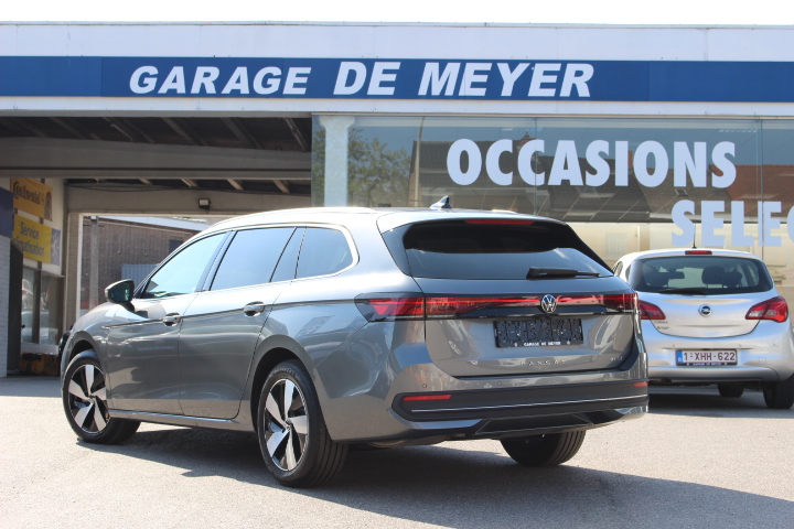 VOLKSWAGEN-PASSAT VARIANT-1.5 ETSI BUSINESS