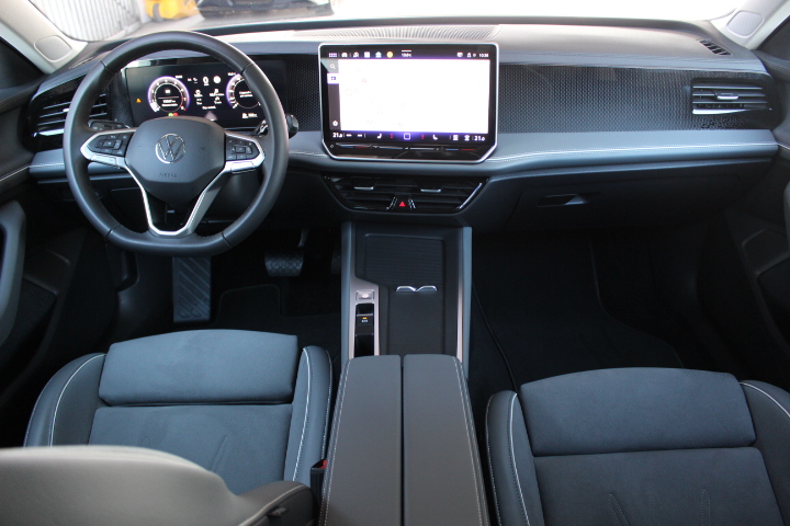 VOLKSWAGEN-PASSAT VARIANT-1.5 ETSI BUSINESS