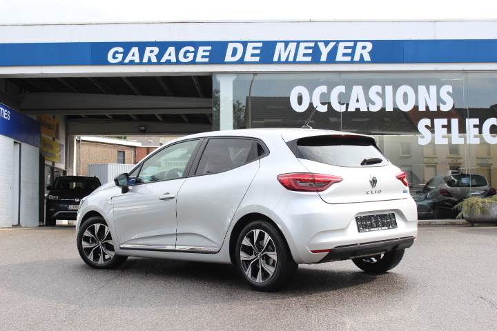 RENAULT-CLIO-1.6 E-TECH HYBRIDE