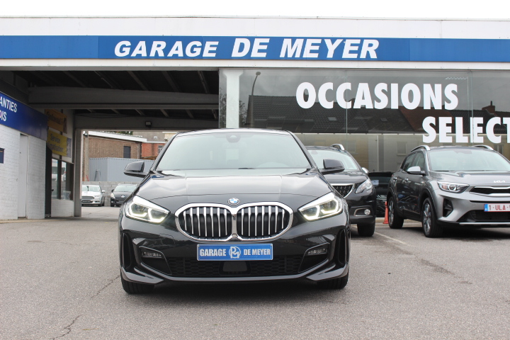 BMW-118 i-M SPORT