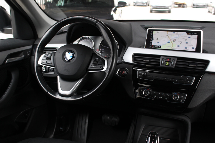 BMW-X1-SDRIVE 18I