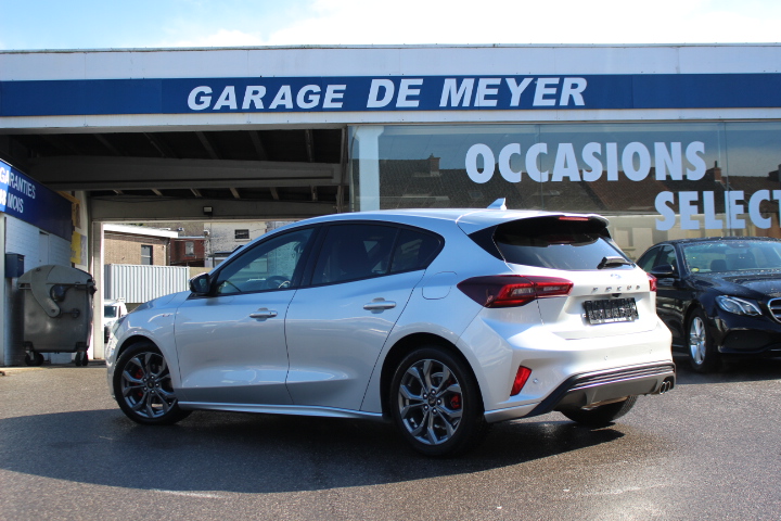 FORD-FOCUS-1.5 D ST-LINE