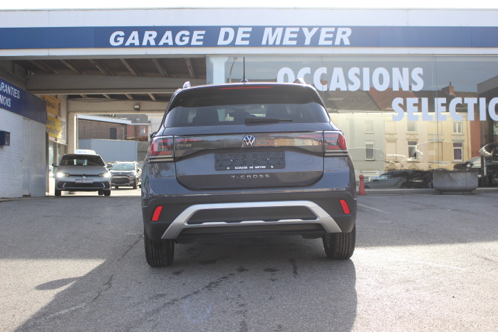 VOLKSWAGEN-T-CROSS-1.0 TSI LIFE DSG
