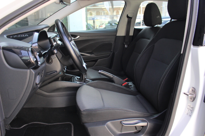 SKODA-FABIA-1.0 TSI AMBITION