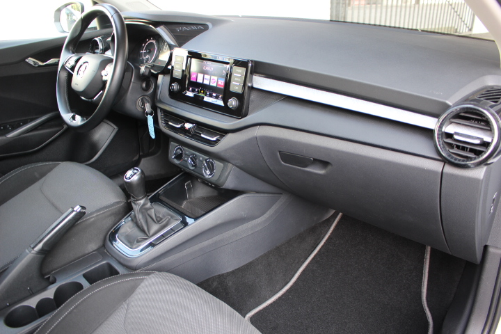 SKODA-FABIA-1.0 TSI AMBITION