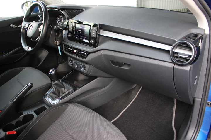 SKODA-FABIA-1.0 TSI AMBITION