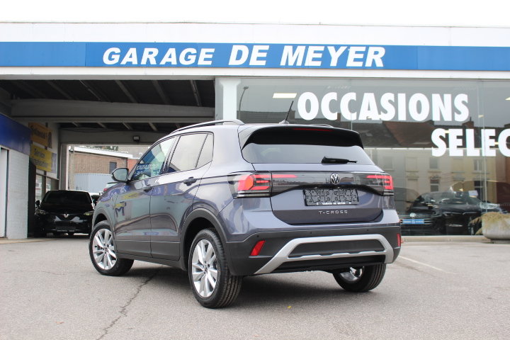 VOLKSWAGEN-T-CROSS-1.0 TSI LIFE