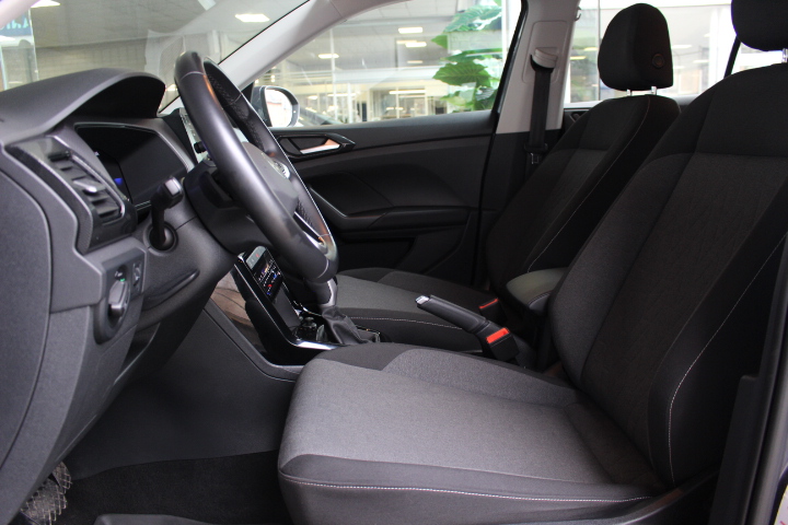 VOLKSWAGEN-T-CROSS-1.0 TSI LIFE