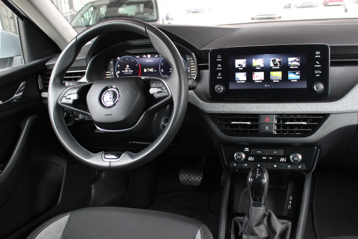 SKODA-KAMIQ-1.0 TSI DSG SELECTION